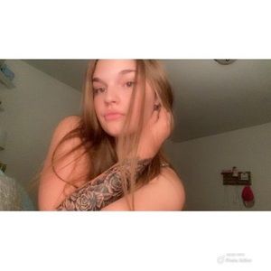 Meet your Posher, Alandra